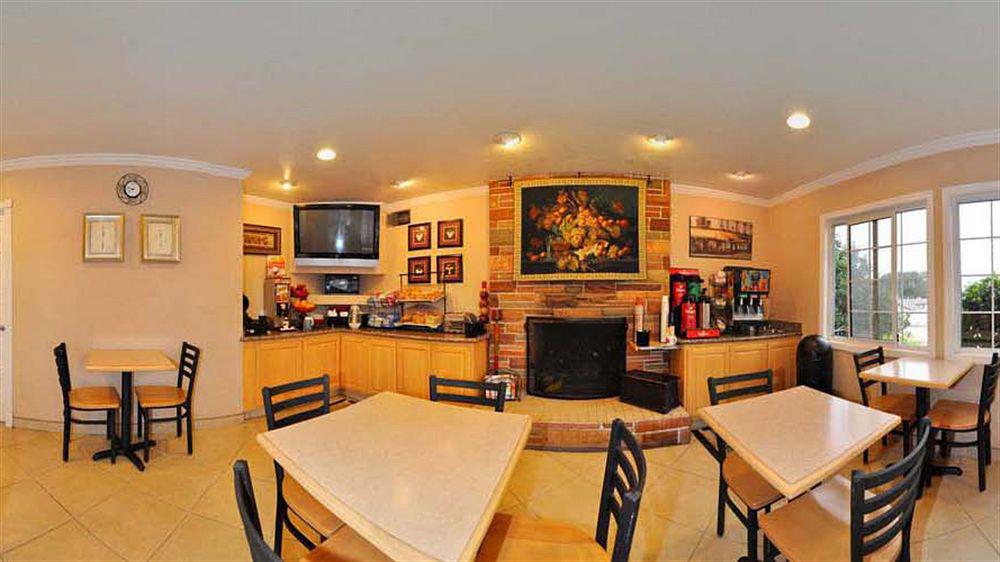 Ramada By Wyndham 3*