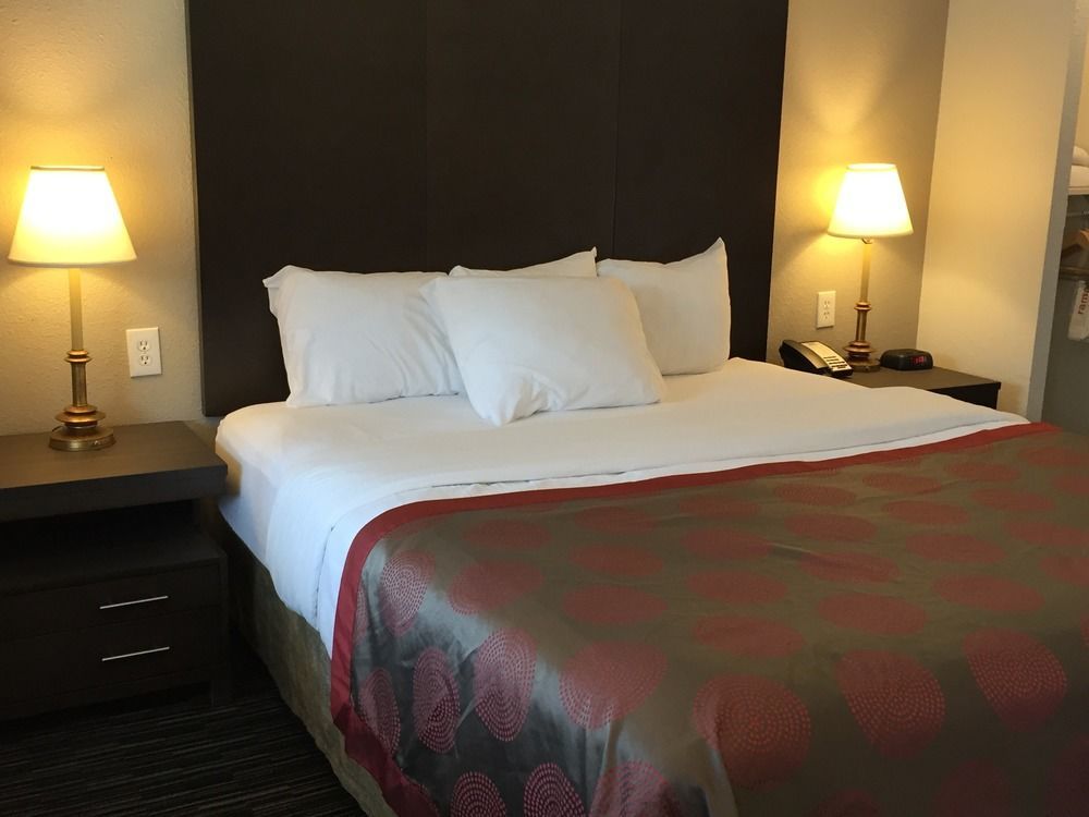 Ramada By Wyndham